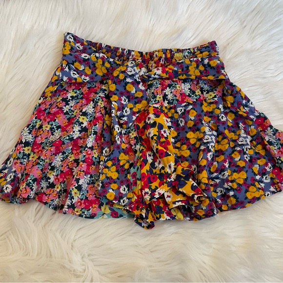 Patrons of Peace Wildflower Shorts - NWT - Size Small - Picture 2 of 11